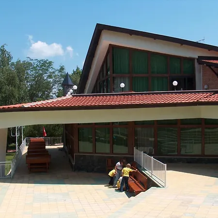 Hotel Genesis